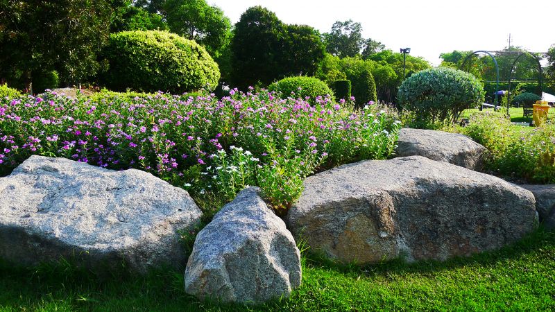 Boulder Wall Installation
